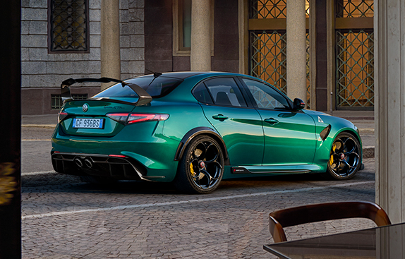 Alfa Romeo Sports Car - Strona główna - Wybierz