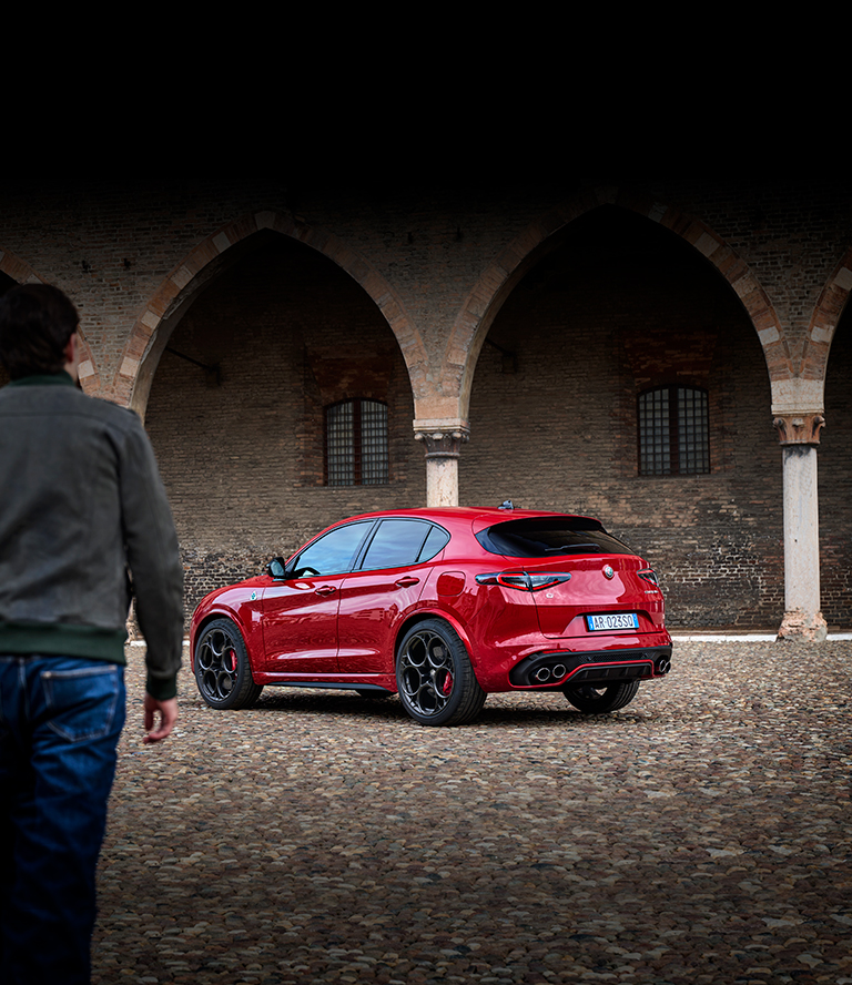 Alfa Romeo Stelvio Quadrifoglio - Okładka MCA